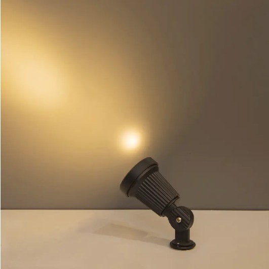 Tại sao thông lượng phát sáng của DL21014-1 LIGHT SPOT 470LM?